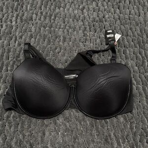 Black lightly lined full coverage